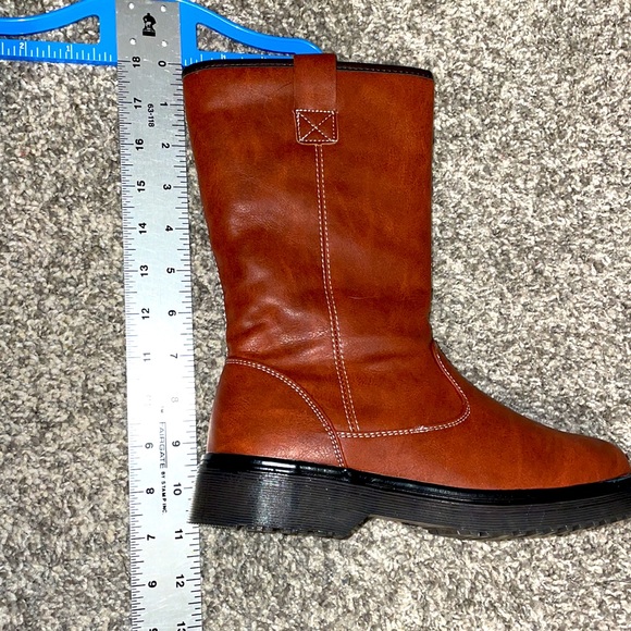Outdoor Faux Leather Brown Boots - Picture 3 of 15